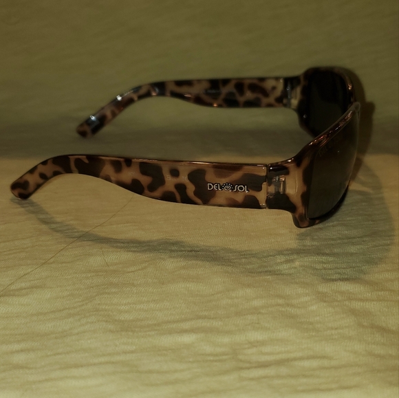 Del Sol My Girl Color Changing Tortoise Shell Sunglasses NEW - Picture 9 of 10